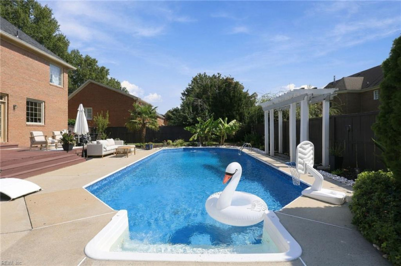 Photo 4 of 50 residential for sale in Chesapeake virginia Photo 4 of 50 residential for sale in Chesapeake virginia