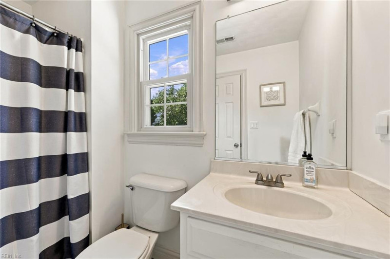 Photo 40 of 50 residential for sale in Chesapeake virginia Photo 40 of 50 residential for sale in Chesapeake virginia