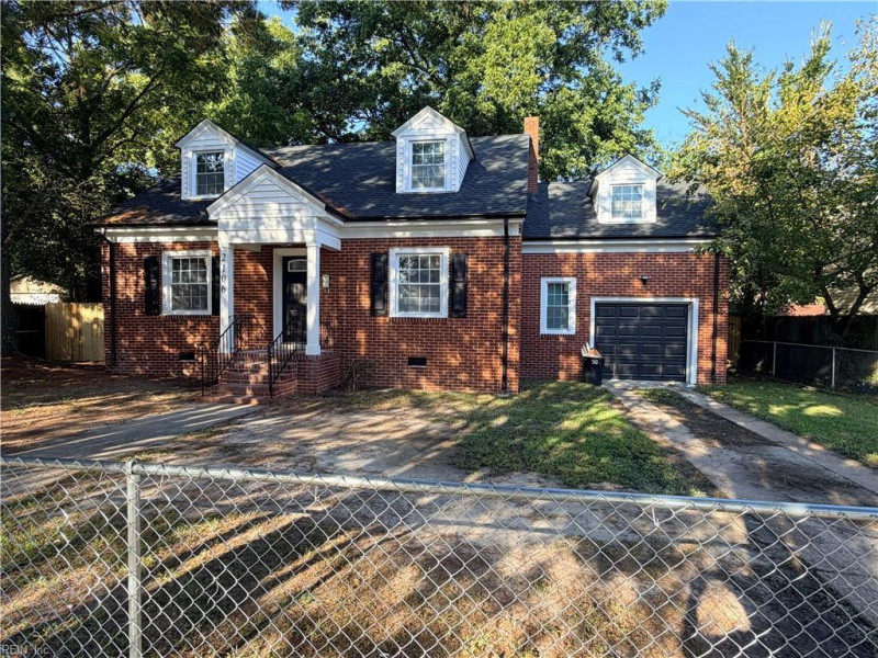 Photo 2 of 20 residential for sale in Portsmouth virginia