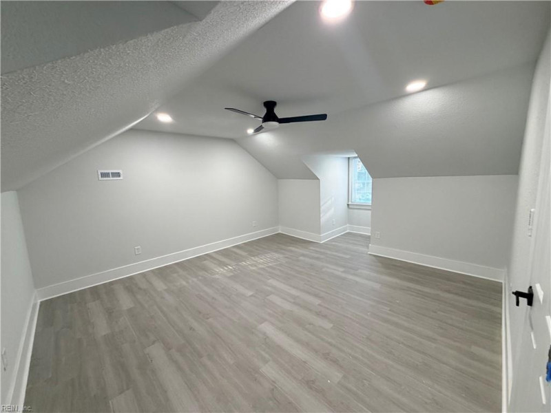 Photo 7 of 20 residential for sale in Portsmouth virginia
