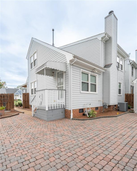 Photo 9 of 50 residential for sale in Chesapeake virginia Photo 9 of 50 residential for sale in Chesapeake virginia