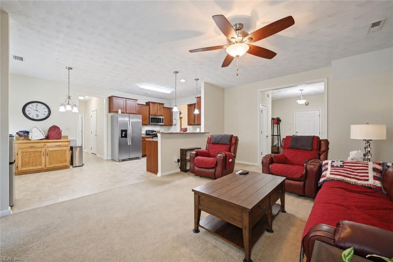 Photo 11 of 48 residential for sale in Isle of Wight County virginia