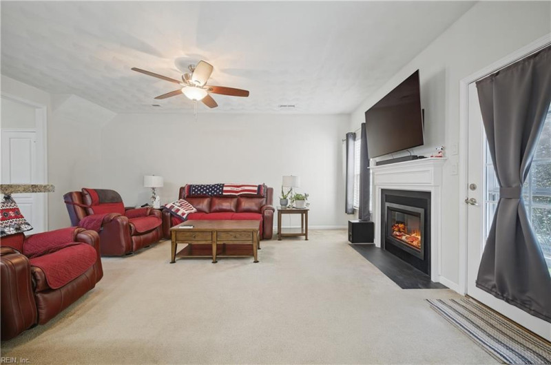 Photo 13 of 48 residential for sale in Isle of Wight County virginia