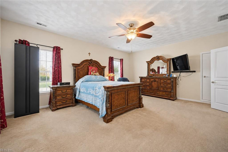 Photo 33 of 48 residential for sale in Isle of Wight County virginia