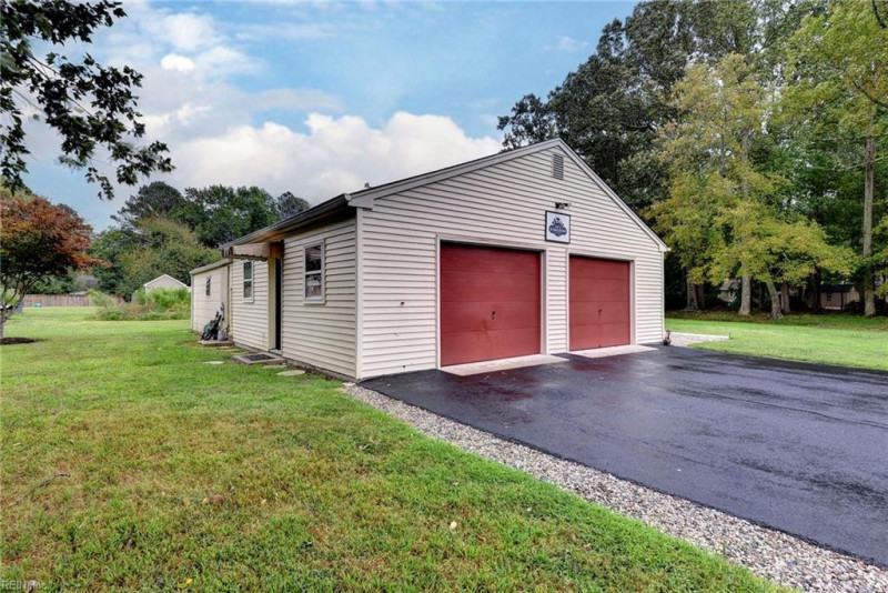 Photo 2 of 40 residential for sale in York County virginia