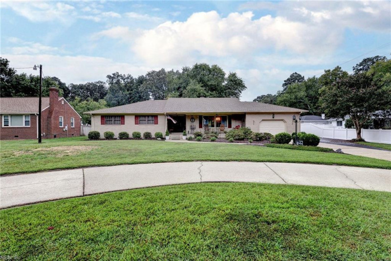 Photo 40 of 40 residential for sale in York County virginia