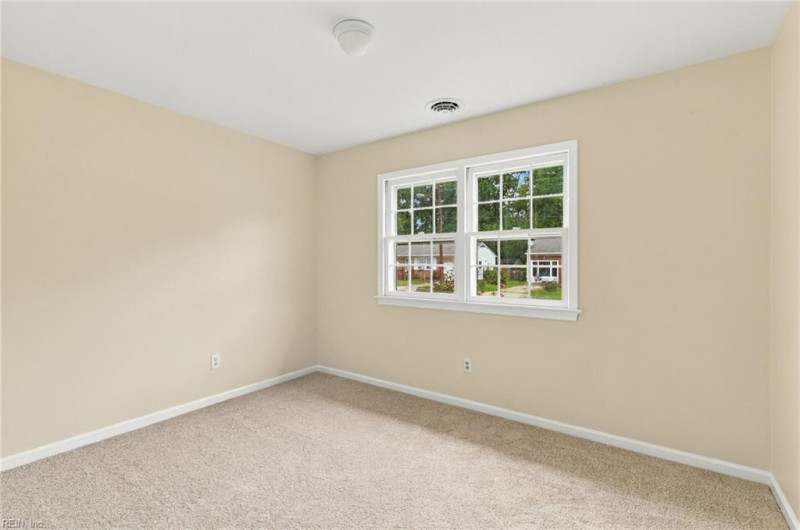 Photo 11 of 25 residential for sale in Hampton virginia