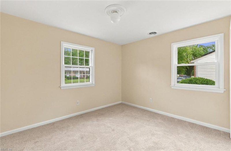 Photo 13 of 25 residential for sale in Hampton virginia
