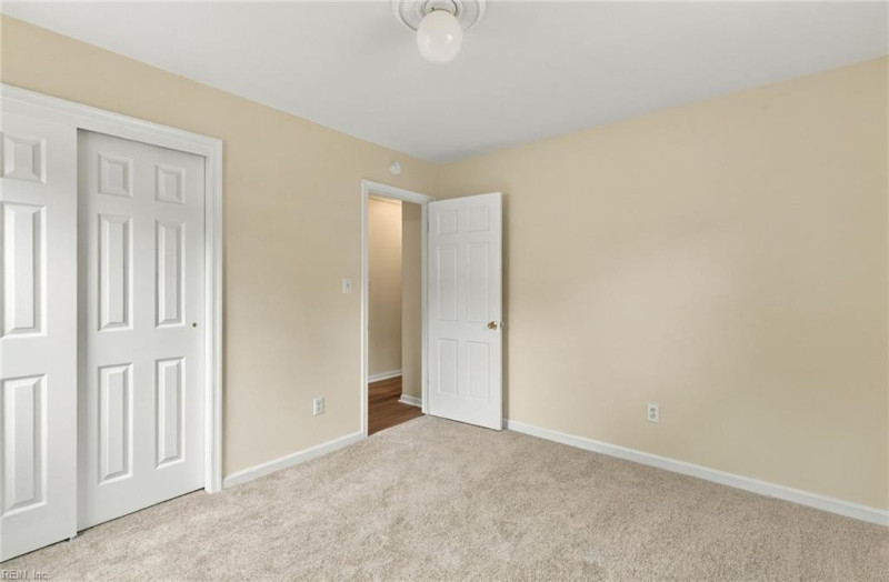 Photo 14 of 25 residential for sale in Hampton virginia