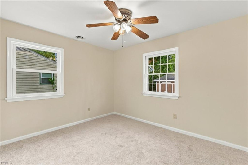 Photo 15 of 25 residential for sale in Hampton virginia