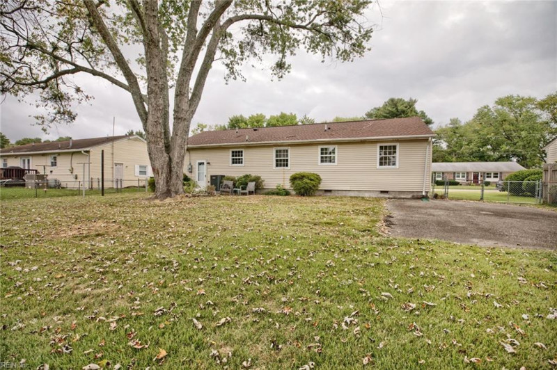 Photo 22 of 25 residential for sale in Hampton virginia