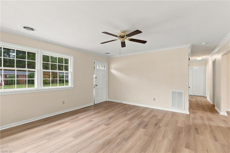Photo 5 of 25 residential for sale in Hampton virginia