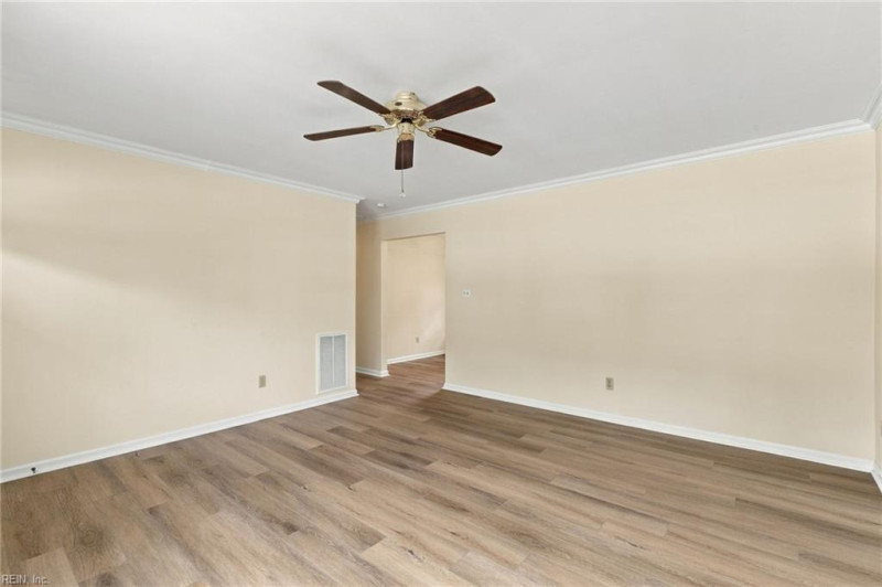 Photo 6 of 25 residential for sale in Hampton virginia