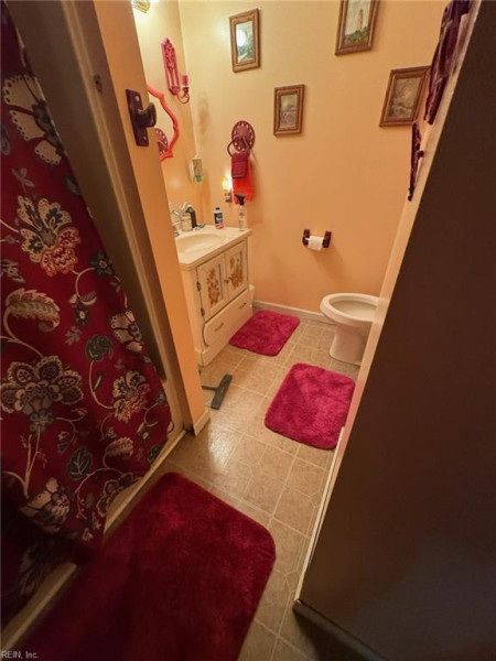 Photo 6 of 11 residential for sale in Suffolk virginia Photo 6 of 11 residential for sale in Suffolk virginia