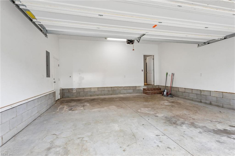Photo 14 of 48 residential for sale in Suffolk virginia