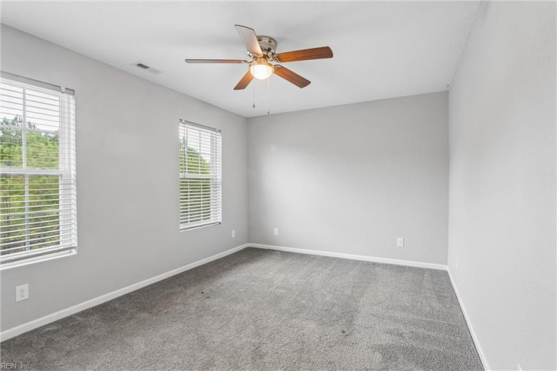 Photo 17 of 48 residential for sale in Suffolk virginia
