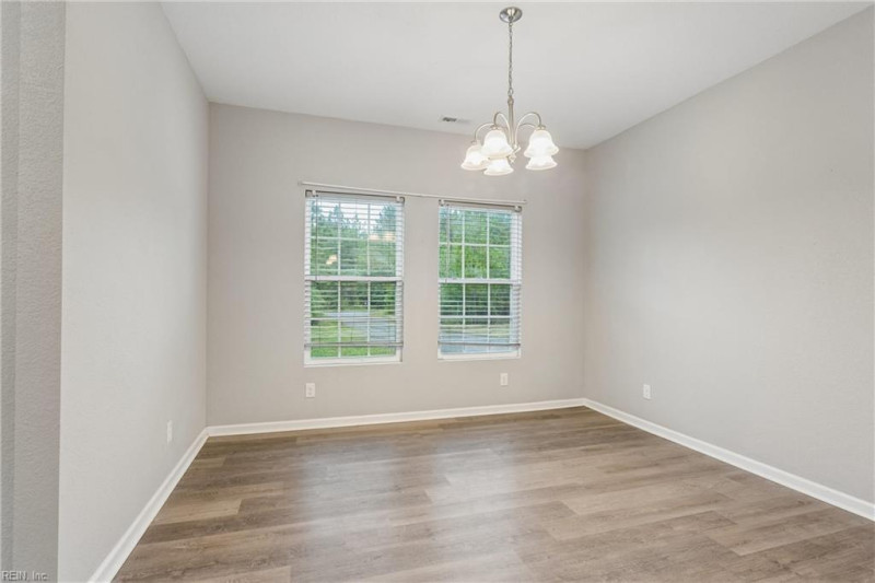 Photo 31 of 48 residential for sale in Suffolk virginia