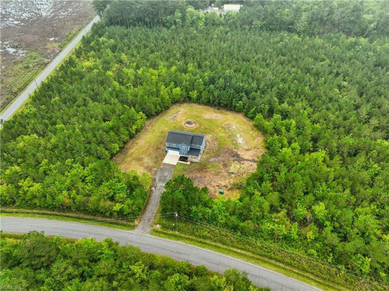 Photo 40 of 48 residential for sale in Suffolk virginia