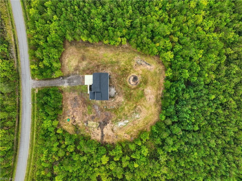 Photo 41 of 48 residential for sale in Suffolk virginia