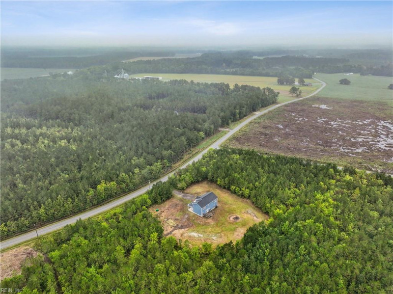 Photo 42 of 48 residential for sale in Suffolk virginia