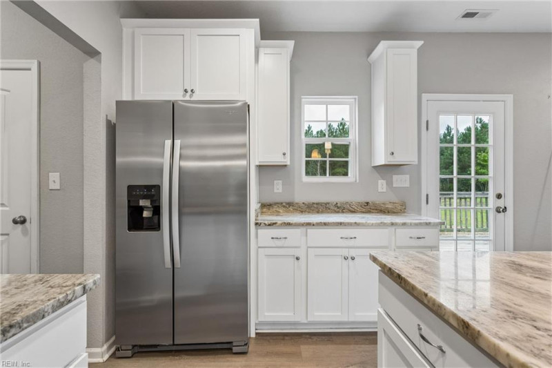 Photo 9 of 48 residential for sale in Suffolk virginia