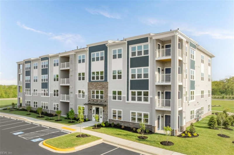 Photo 1 of 19 residential for sale in Suffolk virginia