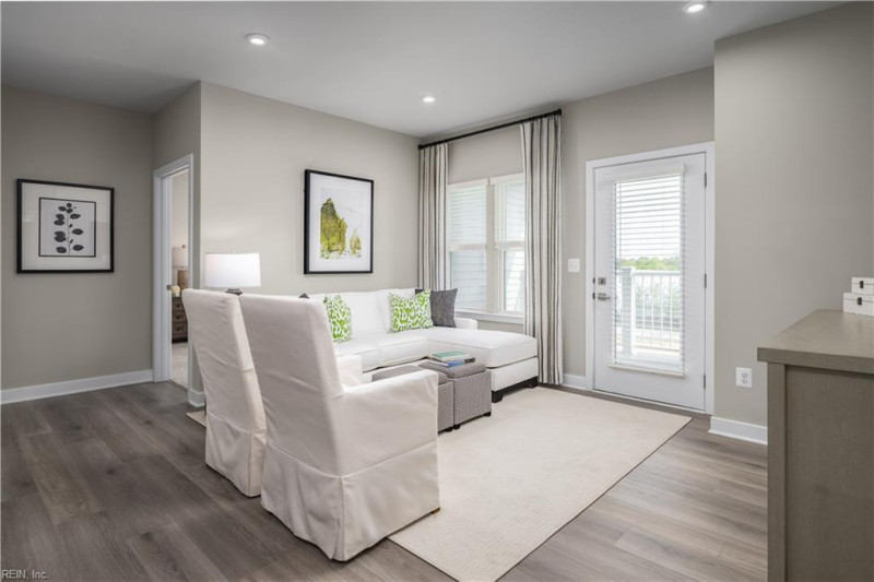 Photo 8 of 19 residential for sale in Suffolk virginia