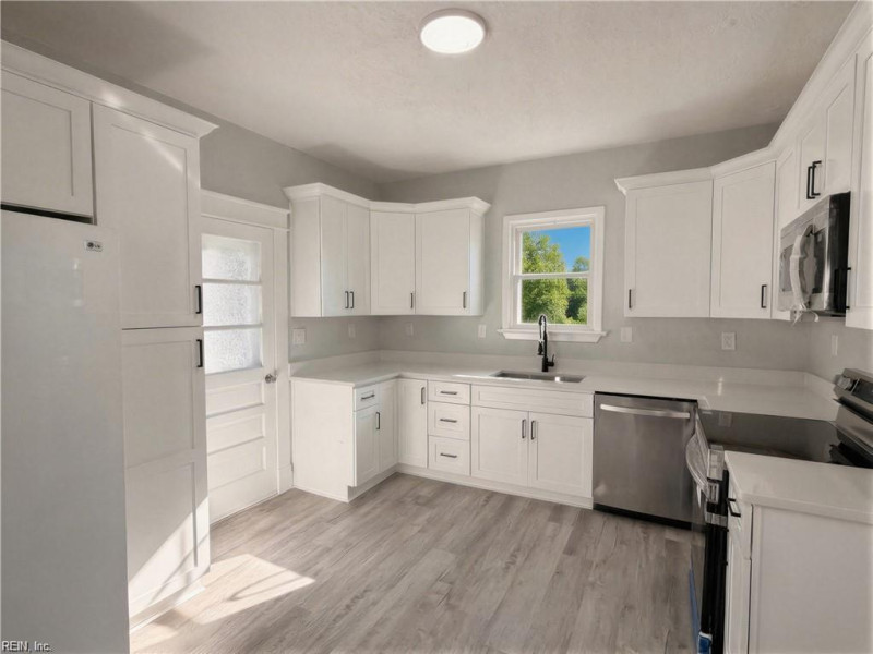 Photo 9 of 39 residential for sale in Norfolk virginia Photo 9 of 39 residential for sale in Norfolk virginia