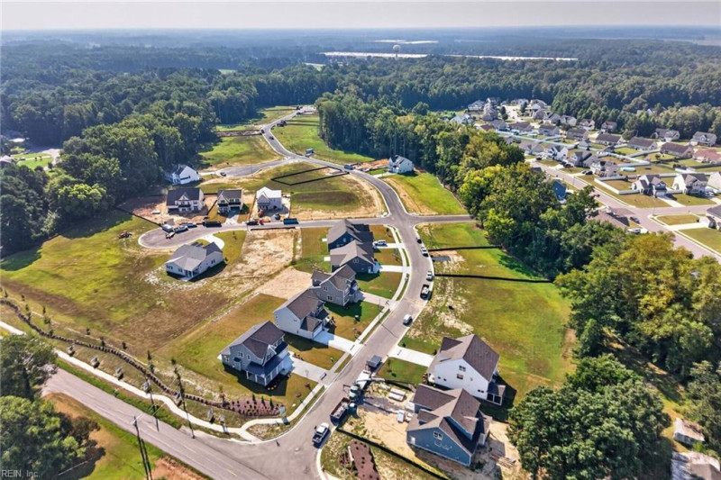 Photo 5 of 14 residential for sale in Isle of Wight County virginia