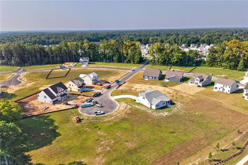 Photo 7 of 14 residential for sale in Isle of Wight County virginia