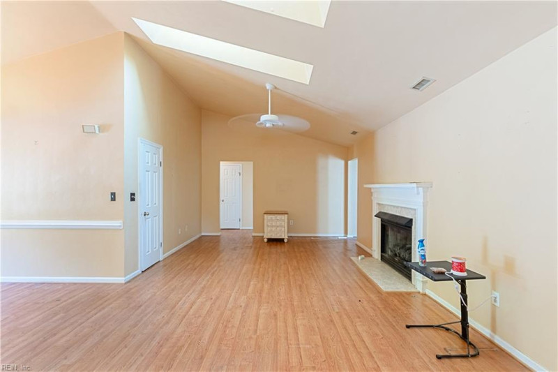 Photo 8 of 39 residential for sale in Norfolk virginia Photo 8 of 39 residential for sale in Norfolk virginia