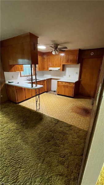Photo 10 of 49 residential for sale in Chesapeake virginia