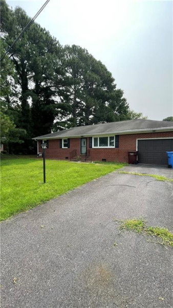 Photo 5 of 49 residential for sale in Chesapeake virginia