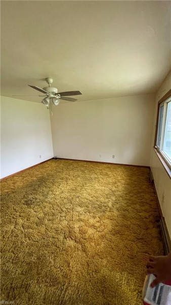 Photo 7 of 49 residential for sale in Chesapeake virginia