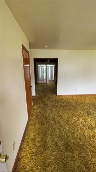 Photo 8 of 49 residential for sale in Chesapeake virginia