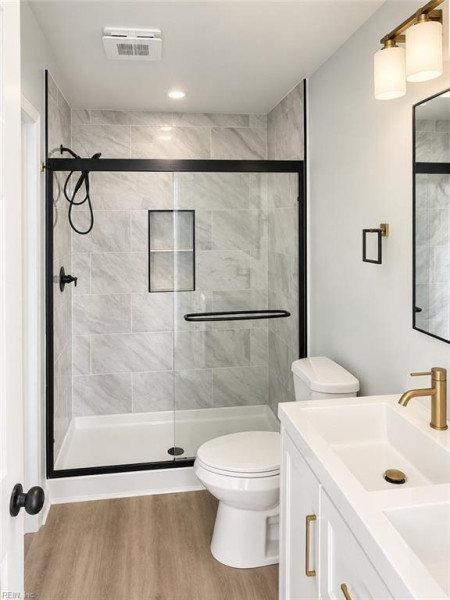 Photo 12 of 19 residential for sale in Virginia Beach virginia