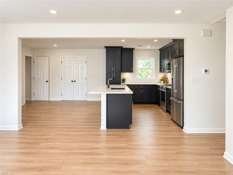 Photo 8 of 19 residential for sale in Virginia Beach virginia