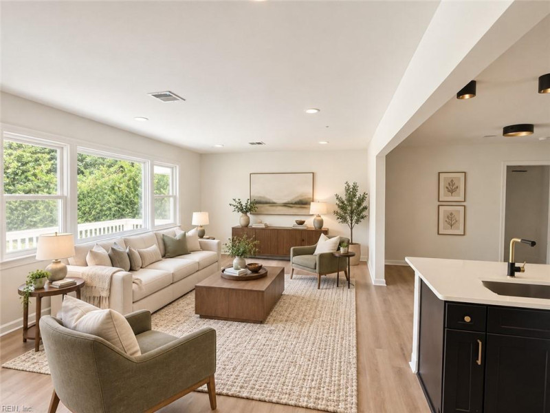 Photo 9 of 19 residential for sale in Virginia Beach virginia