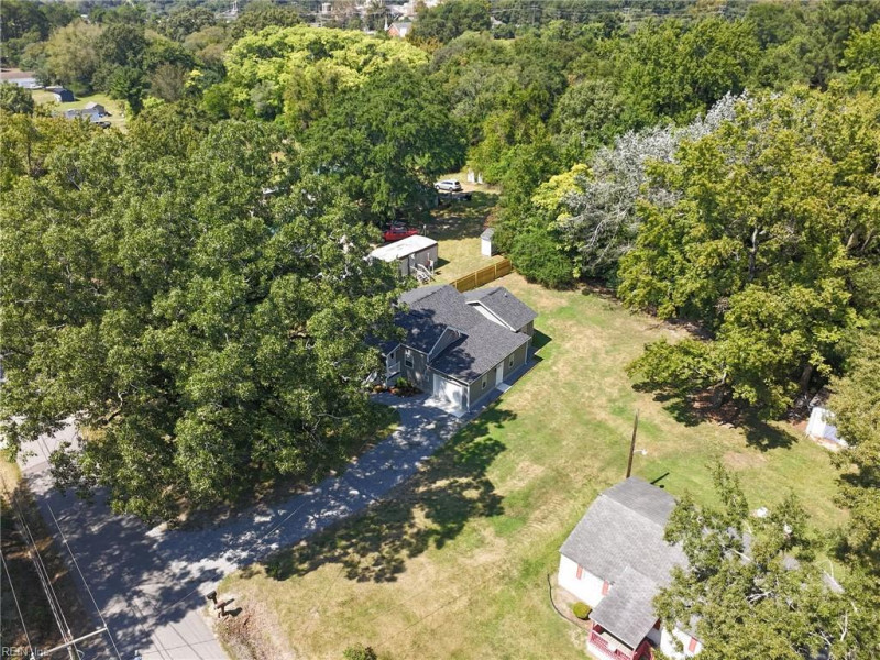 Photo 30 of 40 residential for sale in Isle of Wight County virginia Photo 30 of 40 residential for sale in Isle of Wight County virginia