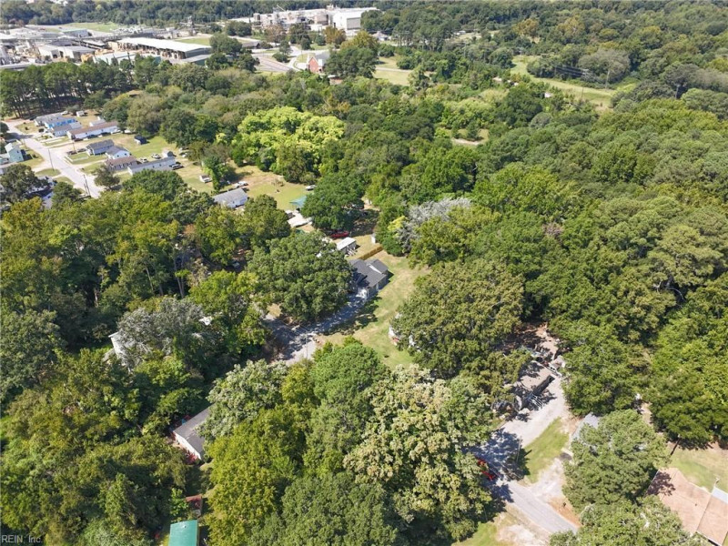 Photo 33 of 40 residential for sale in Isle of Wight County virginia Photo 33 of 40 residential for sale in Isle of Wight County virginia