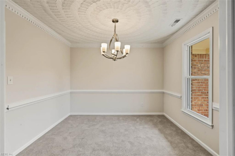 Photo 11 of 37 residential for sale in Chesapeake virginia