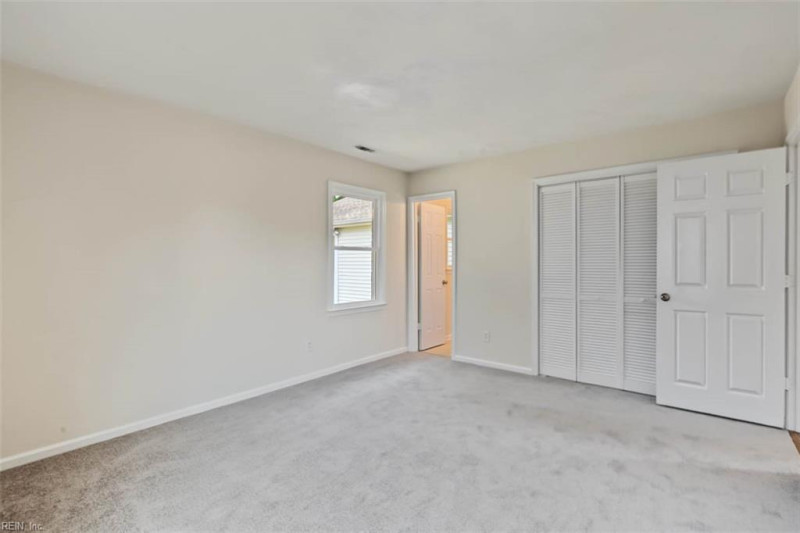 Photo 29 of 37 residential for sale in Chesapeake virginia