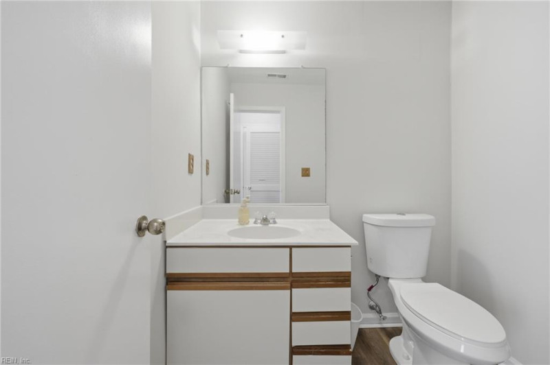 Photo 16 of 30 residential for sale in Virginia Beach virginia