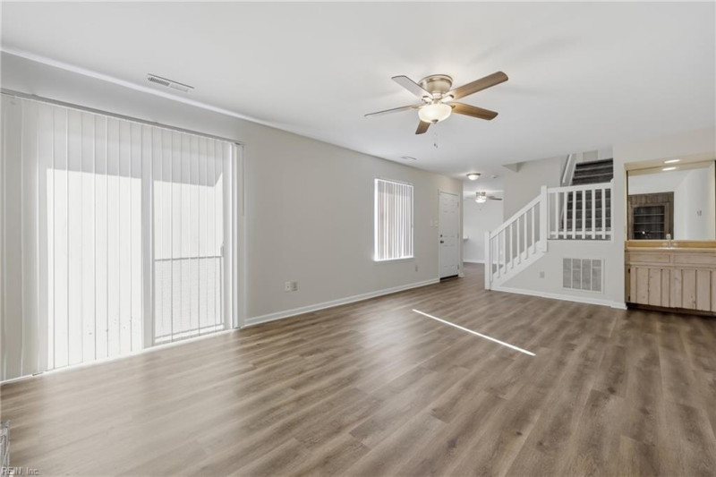 Photo 7 of 30 residential for sale in Virginia Beach virginia
