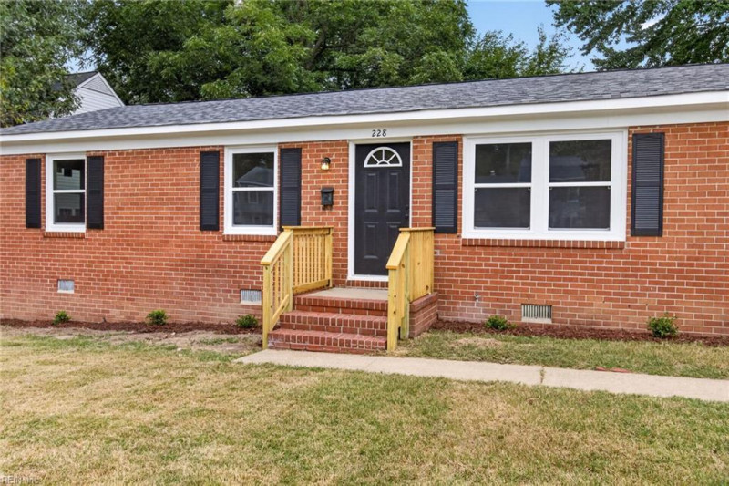 Photo 2 of 31 residential for sale in Newport News virginia Photo 2 of 31 residential for sale in Newport News virginia