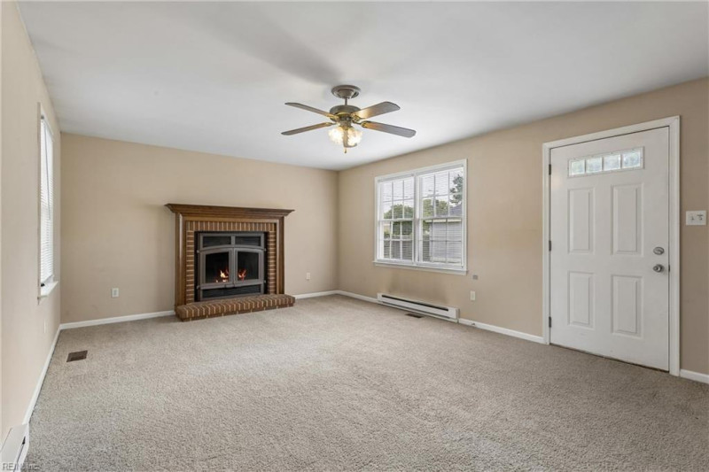 Photo 6 of 30 residential for sale in Newport News virginia Photo 6 of 30 residential for sale in Newport News virginia