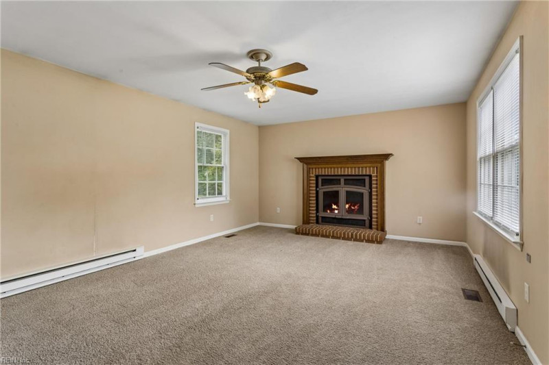 Photo 7 of 30 residential for sale in Newport News virginia Photo 7 of 30 residential for sale in Newport News virginia