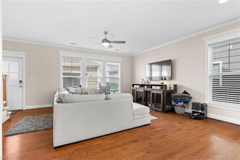 Photo 10 of 21 residential for sale in Chesapeake virginia