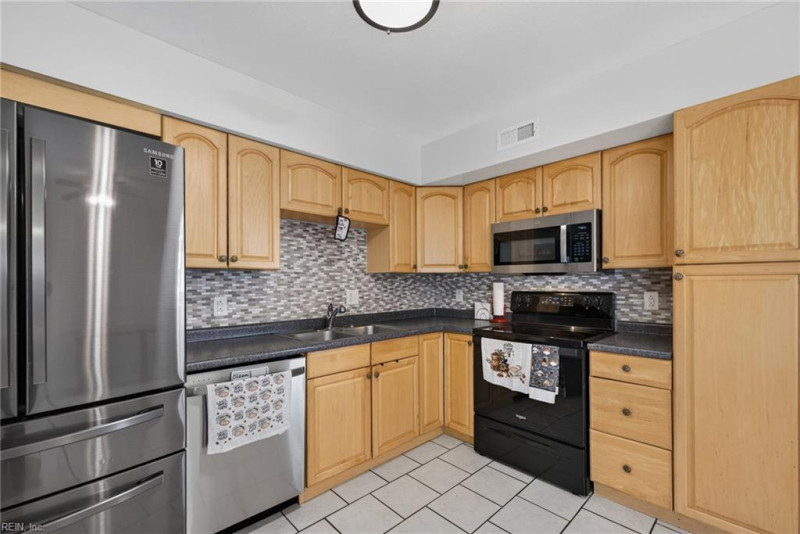 Photo 12 of 30 residential for sale in Virginia Beach virginia Photo 12 of 30 residential for sale in Virginia Beach virginia