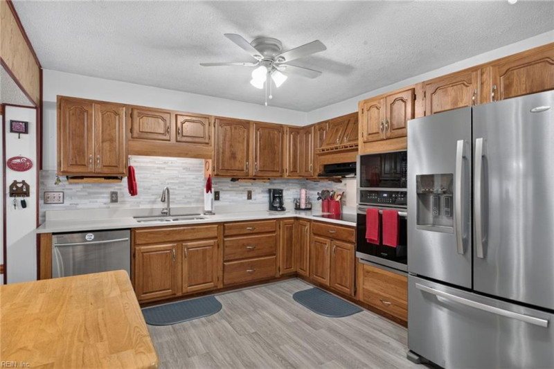 Photo 2 of 36 residential for sale in Suffolk virginia